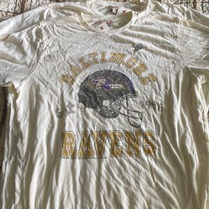 Ravens vintage looking t-shirts